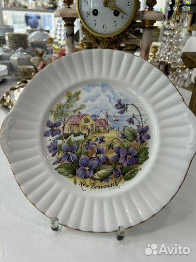 Блюдо фарфоровое