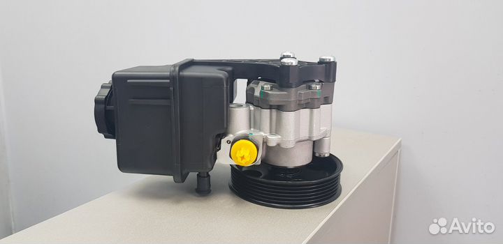 Насос гур Mercedes Sprinter 906