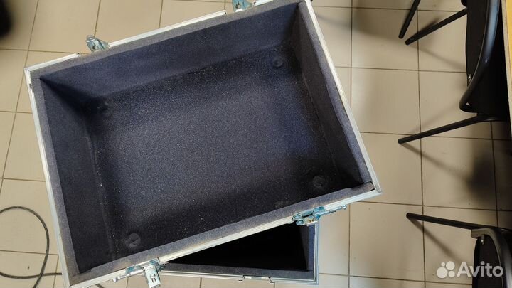 Басовый кабинет Bassta410E