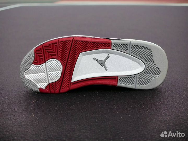 Кроссовки женские Nike air jordan 4 retro