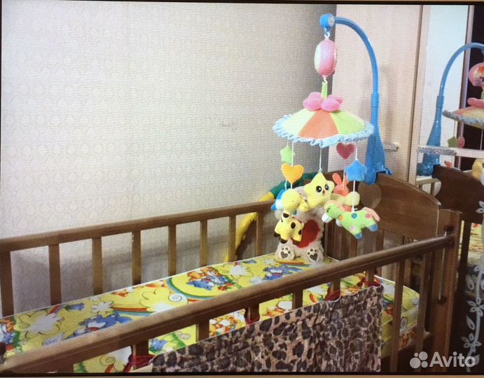 Кровать маятник