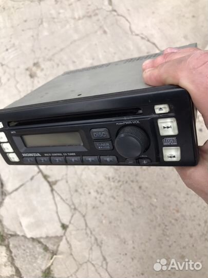Продам магнитолу