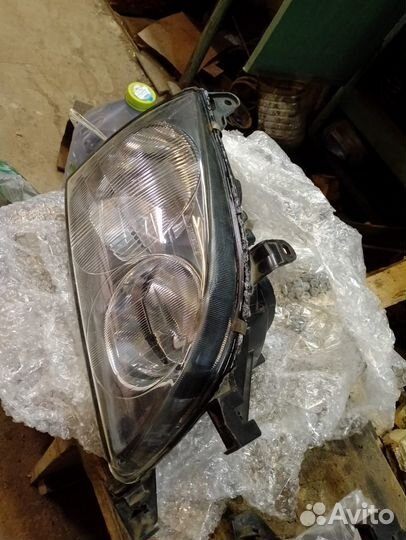 Фары Toyota