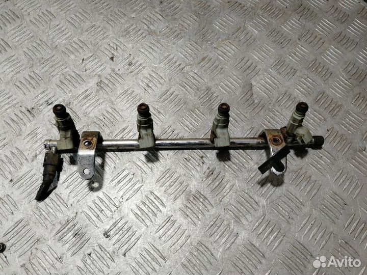 Рейка топливная рампа Chrysler Pt cruiser 2000-201