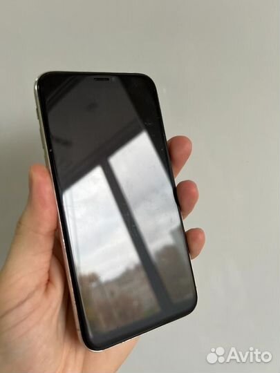 iPhone X, 64 ГБ