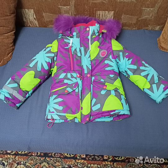 Зимний костюм для девочки 122 новый