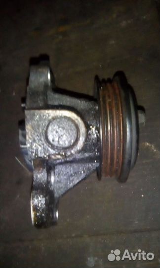 Помпа водяная Nissan Note 1.4