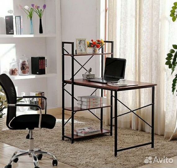 Компьютерный стол со стеллажом