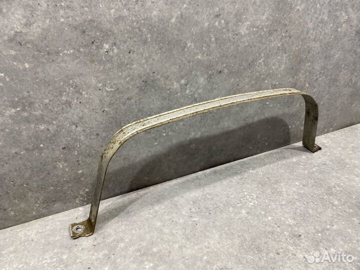 Крепление бака топливного Skoda Octavia 2 (A5) 1Z3