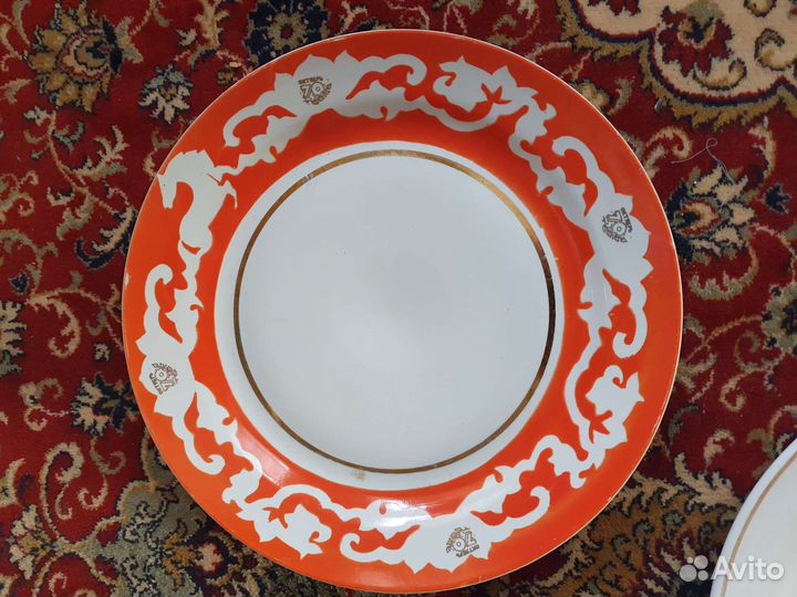 Тарелка блюдо большое блюдо