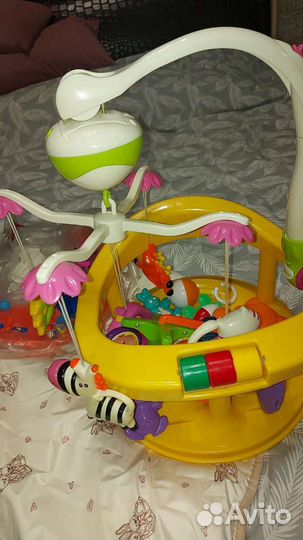 Карусель на кроватку