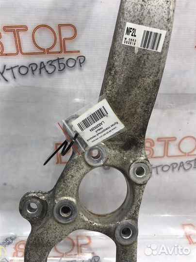 Кулак поворотный передний правый Lexus GS300/350