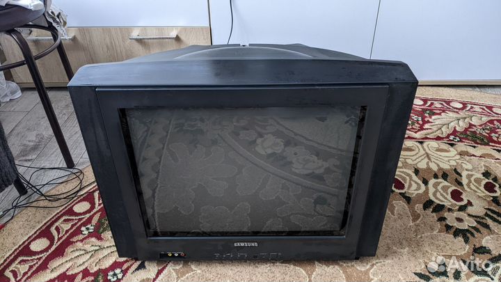 Телевизор samsung