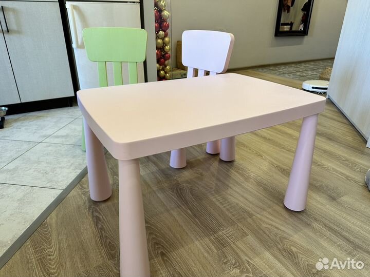 Стол и стулья IKEA маммут