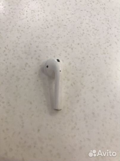 AirPods 1 наушник левый