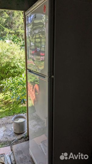 Холодильник