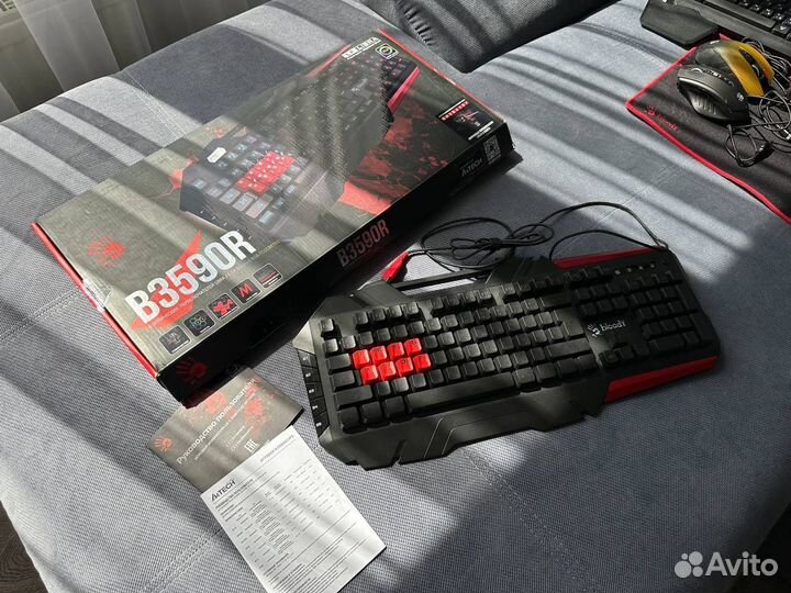 Игровая клавиатура Bloody 4Tech B3590R
