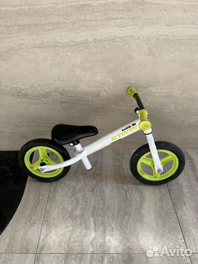 Беговел детский бу