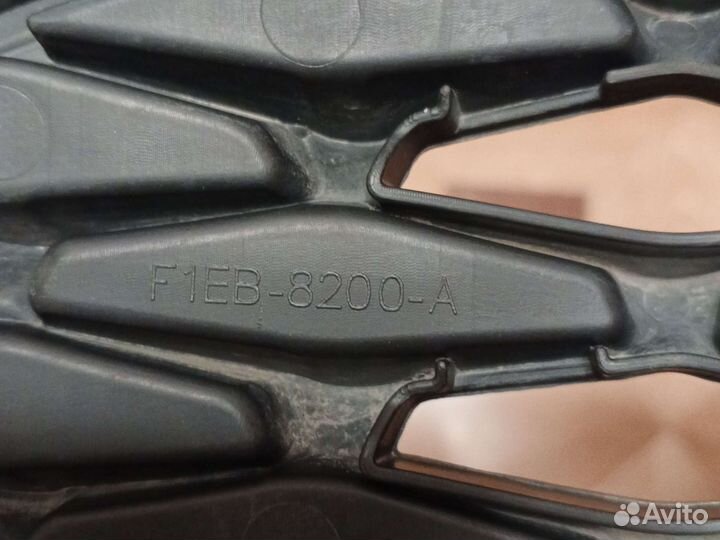 Решетка радиатора ford focus 3