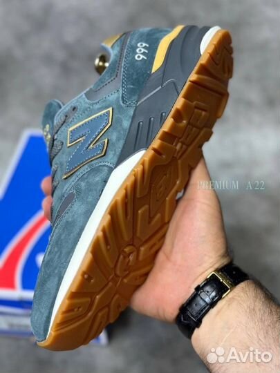 New balance 999 зеленые разм. 43