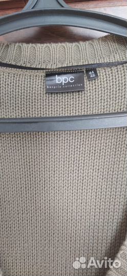 Вязаный жакет женский