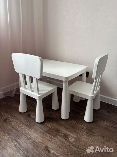 Детский стол и стул IKEA
