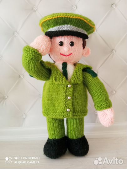 Кукла вязаная Солдатик