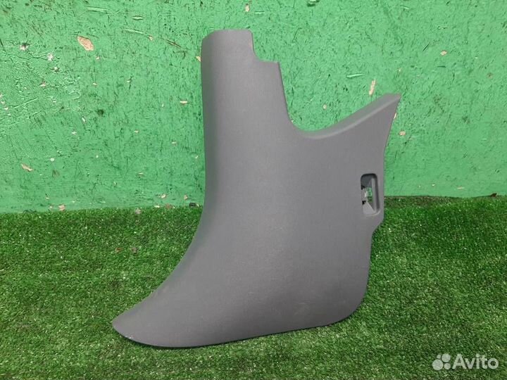 Накладка порога переднего левого внутри Toyota Ay