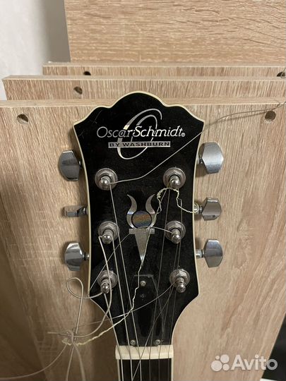 Электрогитара