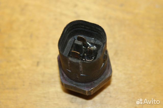 Датчик температуры охлаждающей жидкости VAG