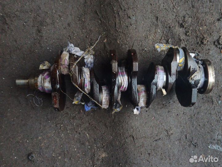 Коленвал mazda 3 BL 2012 год