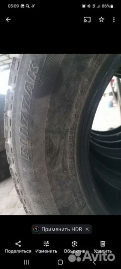 Bridgestone Blizzak VRX 215/65 R16