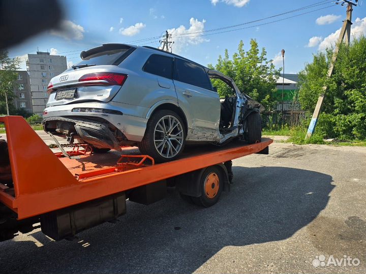 В разборе Audi Q7 4M 3.0d рестайлинг