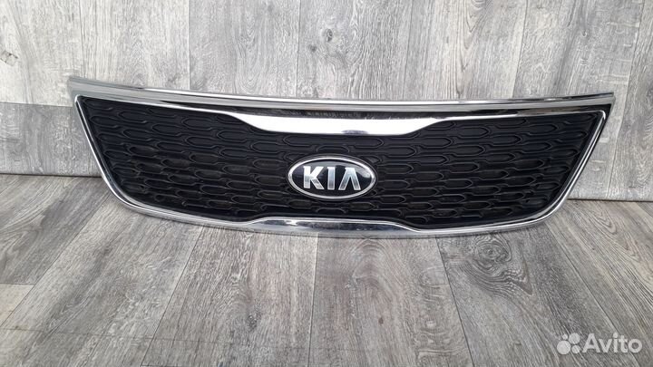 Решетка радиатора (№35) Kia Sorento 2016