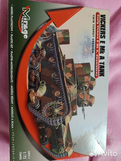 Модель танка vickers 1/72