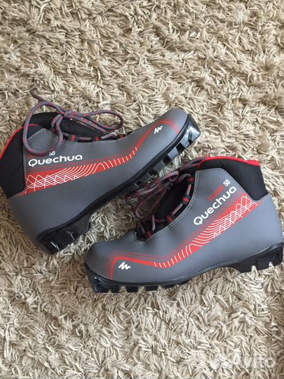 Новые Лыжные ботинки 38 размер