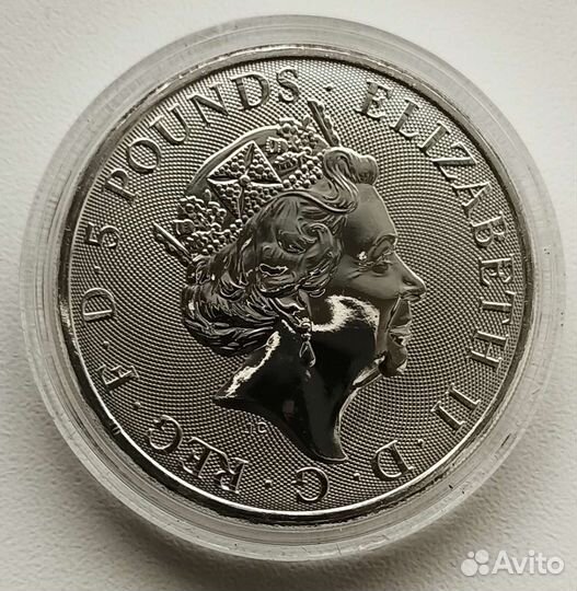 Звери королевы 2 унции серебро цветная