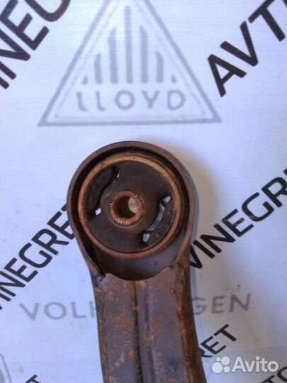 Рычаг передний правый Geely Emgrand EC7