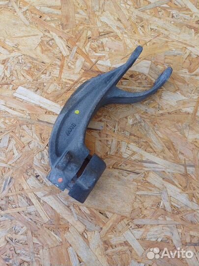 Вилка амортизатора передняя левая Bmw X5 G05