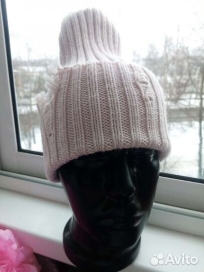 Очень рваная шапка