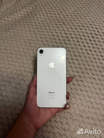 iPhone Xr, 64 ГБ