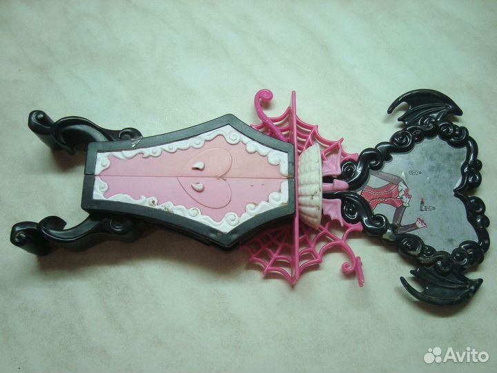 Мебель для кукол Монстер хай