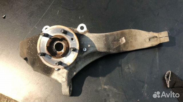 Поворотный кулак range rover. Кулак рендж ровер. Кулак поворотный range rover supercharge 5. Кулак рендж ровер. Кулак рендж ровер.