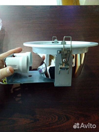 Светильник потолочный