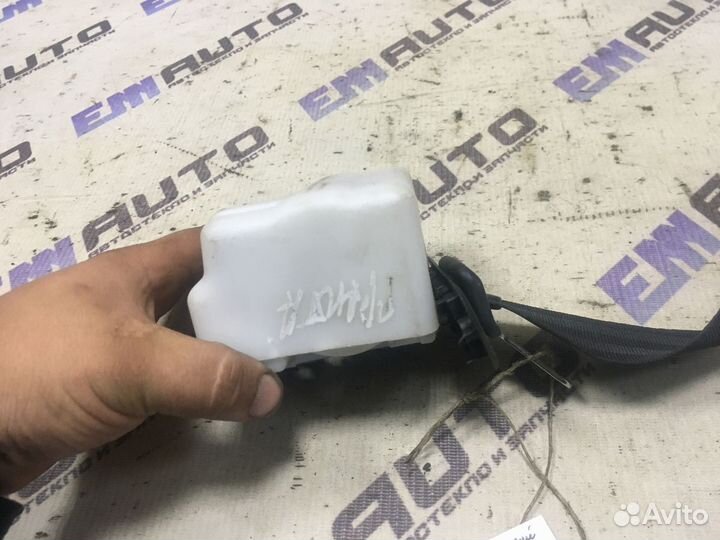 Ремень безопасности задний Лада Гранта