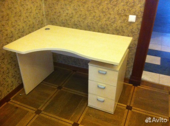 Стол рабочий 120х65х74 berlin