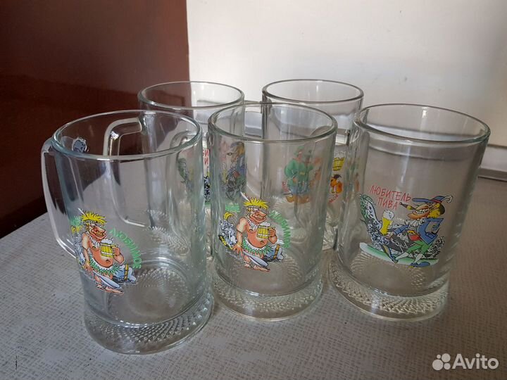 Бокалы, пивные кружки