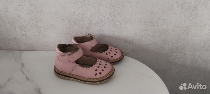 Туфельки для девочки