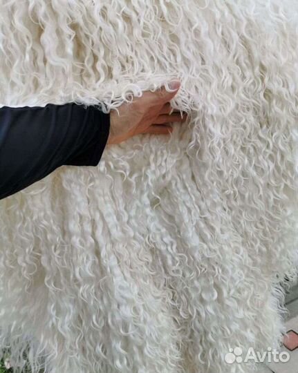 Козьи шкуры