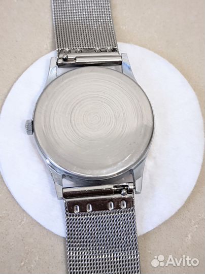 Наручные часы Луч лунник